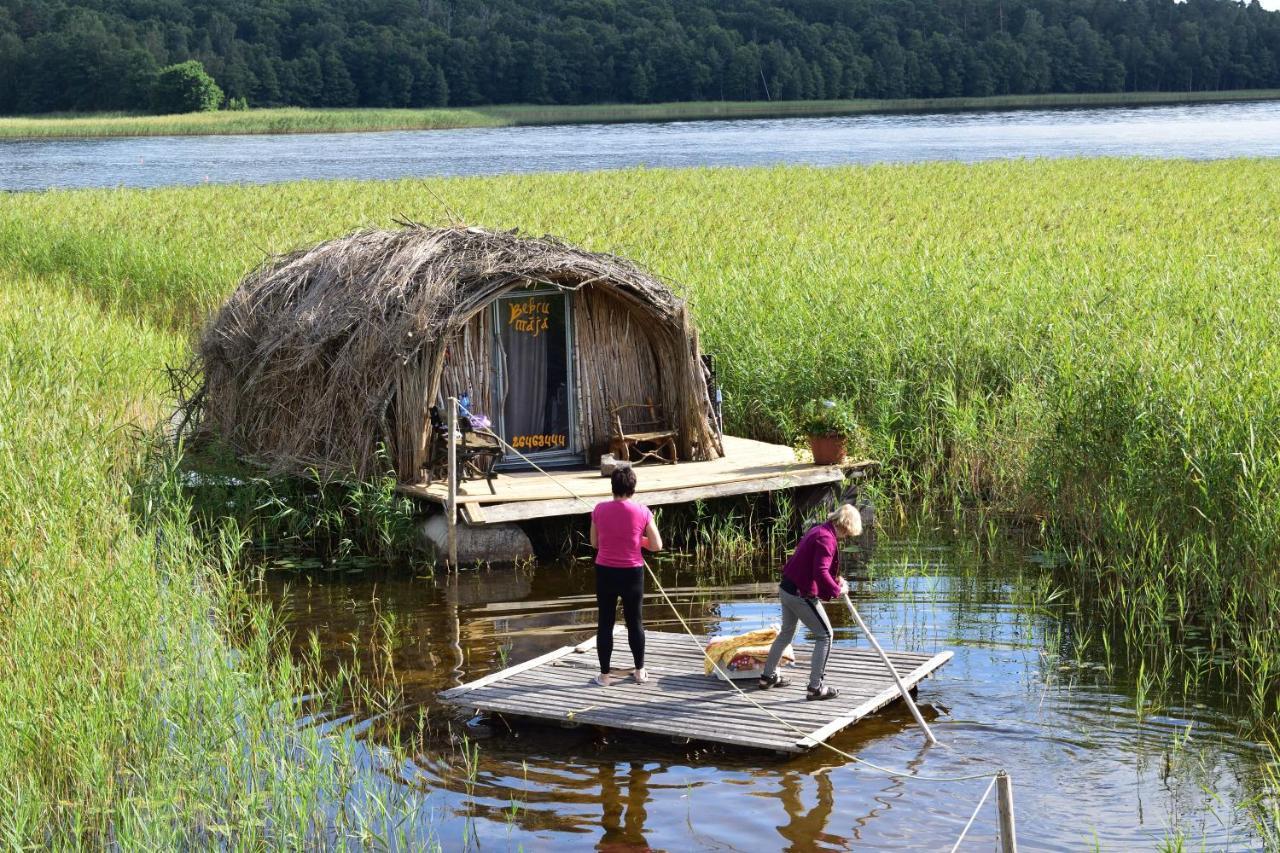 Bebru Maja - Beaver House Усма Екстериор снимка